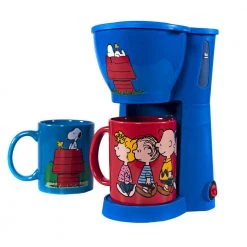 Uncanny Brands Peanuts Single Cup Black Drip Coffee Maker Snoopy and Friends Mugs Included -Air Fryers shop black uncanny brands drip coffee makers cm2 pea sn1 c3 1000