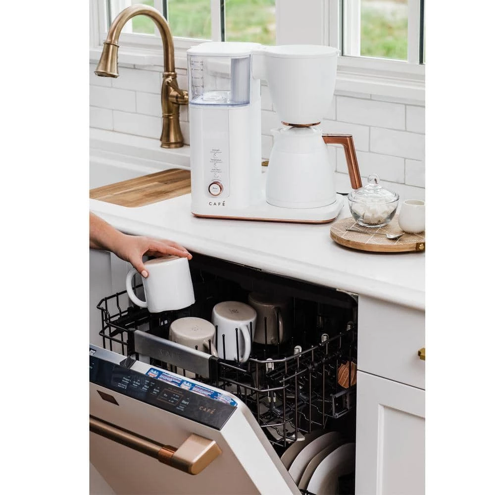Cafe 10 Cup Matte White Specialty Drip Coffee Maker with Insulated Thermal Carafe, and WiFi connected 5 Cafe 10 Cup Matte White Specialty Drip Coffee Maker with Insulated Thermal Carafe, and WiFi connected - Image 3