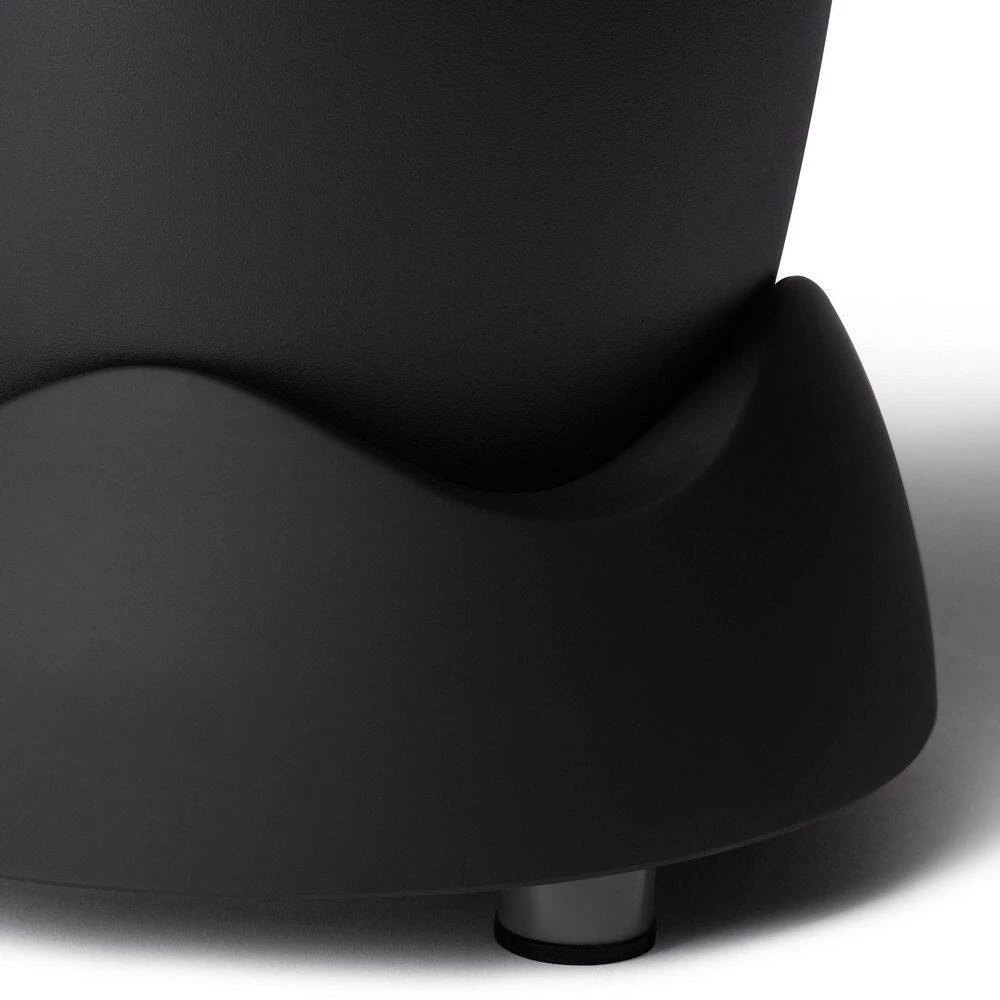 NutriBullet 32 oz. Single Speed Matte Black Blender with Extractor Blade 8 NutriBullet 32 oz. Single Speed Matte Black Blender with Extractor Blade - Image 6